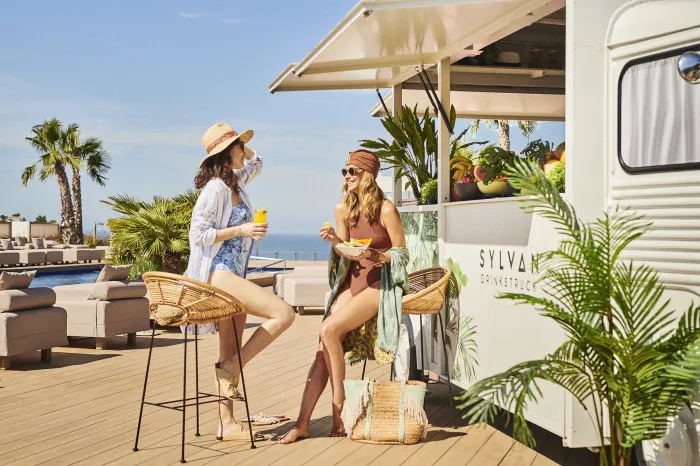 Zafiro Lifestyle Mallorca Jun  Aret