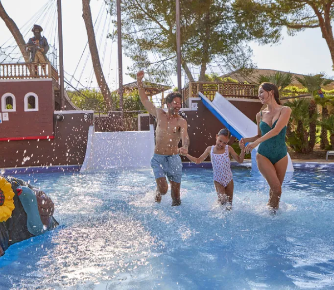 Zafiro Hotels Family