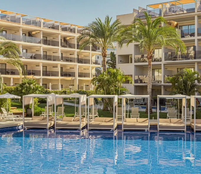 Zafiropalacepalmanova Mainpool